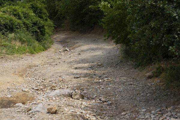 Gravel Road Pothole Repair in Ooltewah
