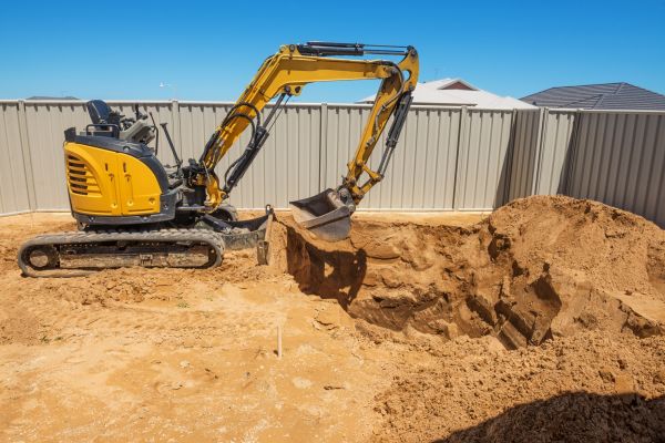 Yard Digging Service in Ooltewah
