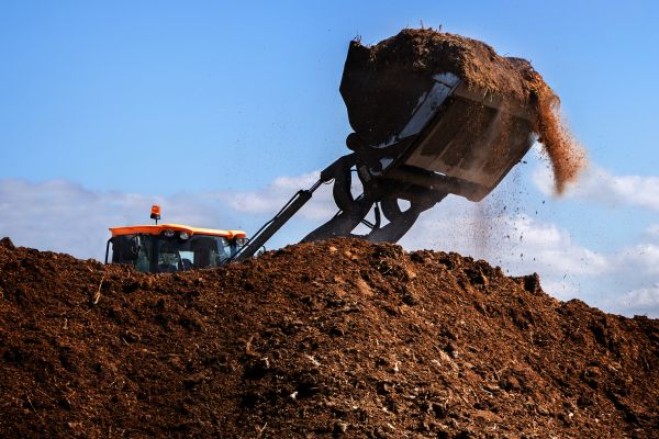 Dirt Spreading in Ooltewah